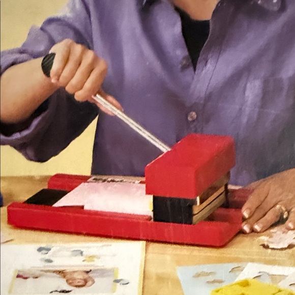 Sizzix Colorful Crafting Kit - Picture 2 of 2